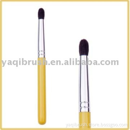 famous brand cosmetic eyeshadow/eye blending brush 002